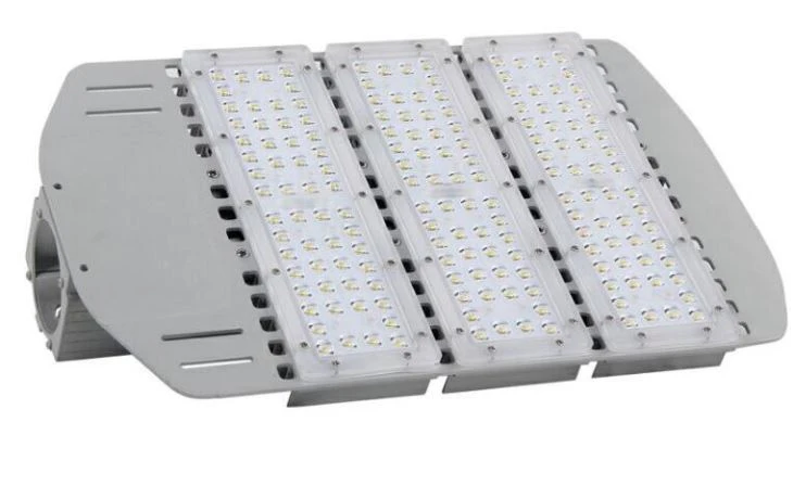 Hyvä hinta 120W150W 5500K IP65 LED-katulamppu meanwell-ohjaimella 5 vuoden takuu