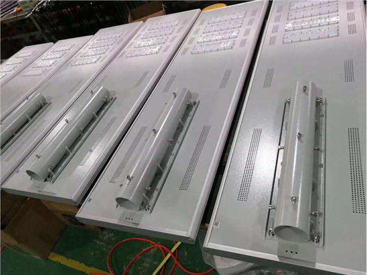 Luminous Solar Street Light